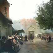 Старый Чарджуй. Торговые ряды перед входом в крепость.