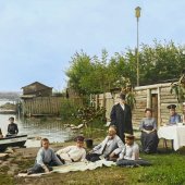 Екатеринбуржцы отдыхают на набережной реки Мельковки, 1900-е годы.